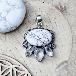 Petit pendentif bohème chic...